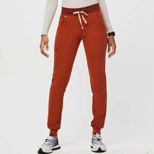 FIGS Zamora Jogger Scrub Pants